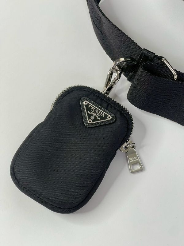 【9成新】PRADA Re-Edition 2005 Re-Nylon 手袋 