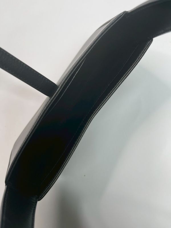 【99成新】YSL le 5 à 7滑面 