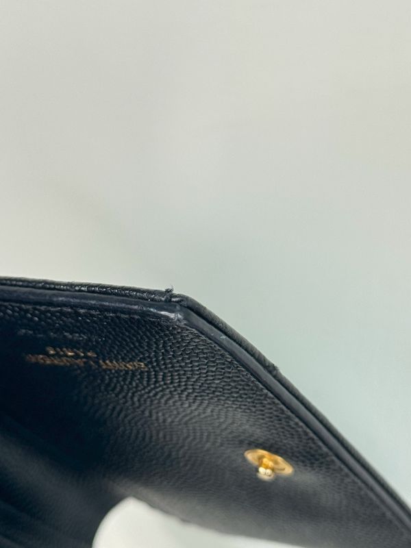 【分期0利率】YSL 魚子醬照片夾層兩折短夾【99成新】 