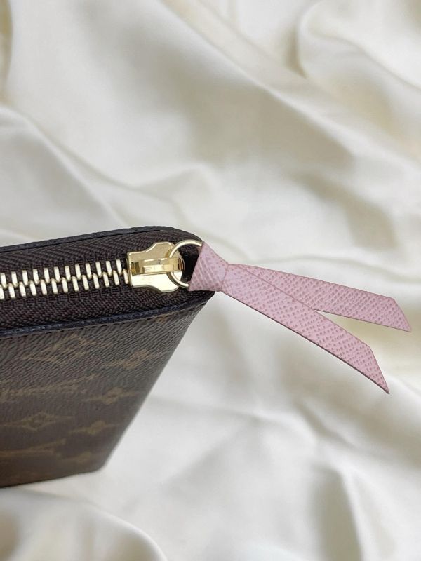 【95成新】 LV Clémence  長夾 粉 