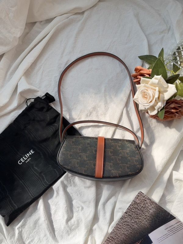 【分期0利率】CELINE MINI TABOU 老花鎖頭腋下包【99成新】 