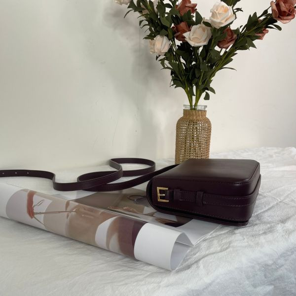 【未用閒置品】BURBERRY Grace 方胖 酒紅 