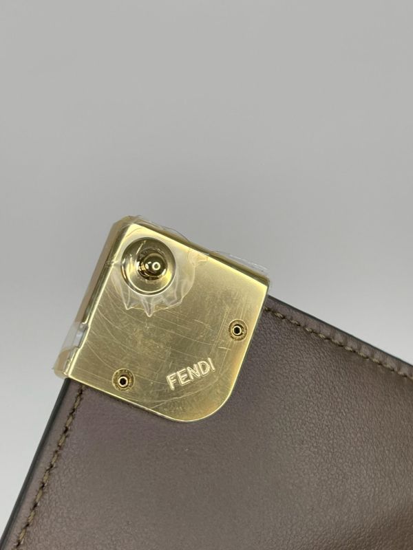 【未使用閒置品】FENDI FF Diamonds 雙層三折短夾 