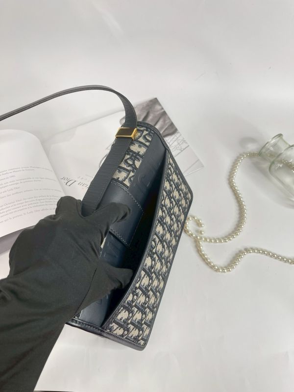 【分期0利率】DIOR 30 Montaigne 包【9成新】 