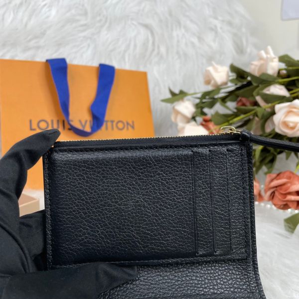 【9.5成新】【12期0利率】LV 黑色皮革壓紋三折短夾黑色 