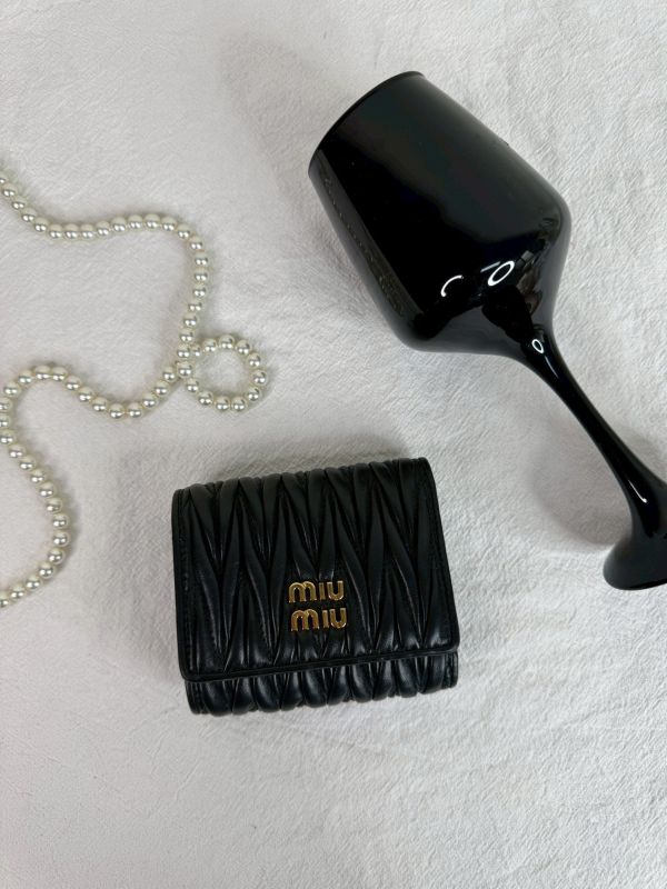 【分期0利率】MIUMIU Matelassé 納帕皮革短銀包【9成新】 