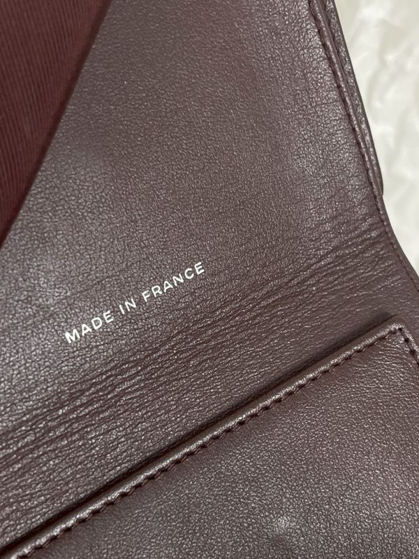 【95成新】CHANEL COCO 背面拉鍊三折短夾 