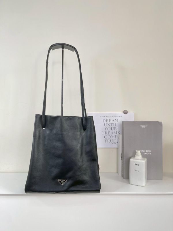 【9成新】PRADA 束口水桶包 