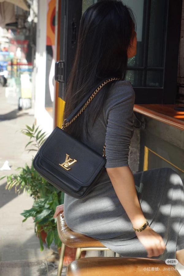 【99成新】LV LOCKME CHAIN 小號斜背包 