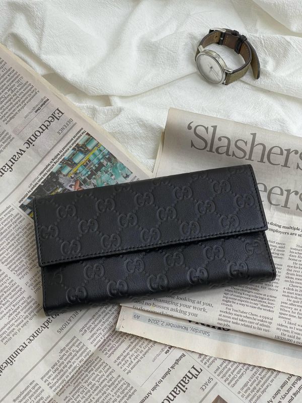 【未使用閒置品】GUCCI 牛皮壓紋長夾 
