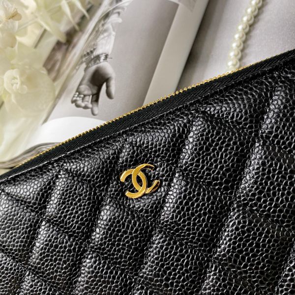 【12期0利率】【現金價 47000】Chanel 魚子醬拉鍊長夾 經典款 淡金扣 