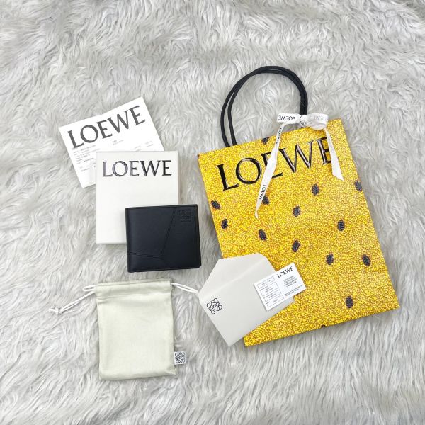 【12期0利率】LOEWE PUZZLE小牛皮雙折零錢短夾【24年台灣購證】【全新品】 