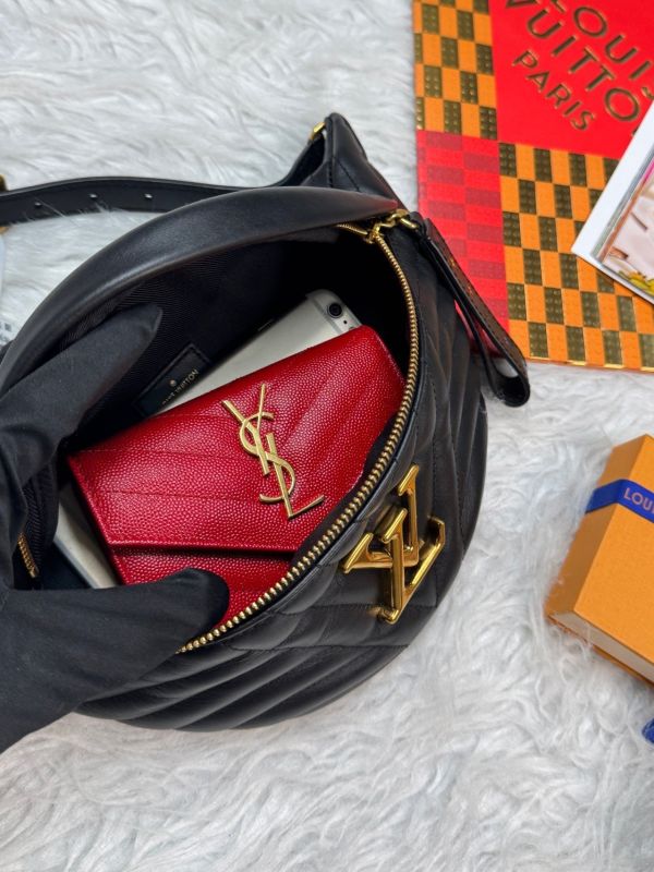 【分期0利率】LV NEW WAVE胸包【95成新】 