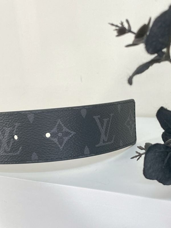 【分期0利率】LV  Initiales啞面黑色皮帶 40MM【全新品】 