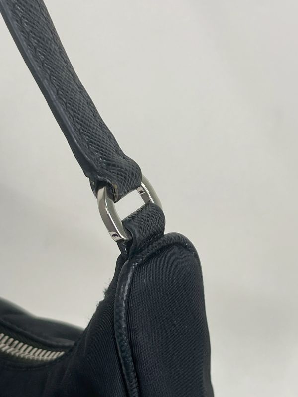 【分期0利率】PRADA Re-Edition 2005 Re-Nylon 迷你腋下包【9成新】 