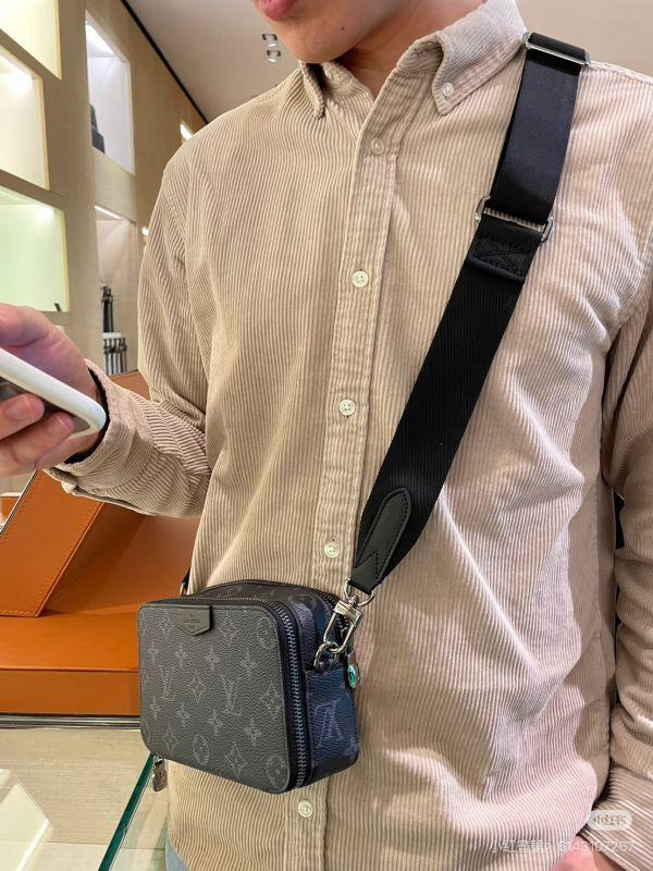 【9成新】LV Alpha wearable 斜挎包 