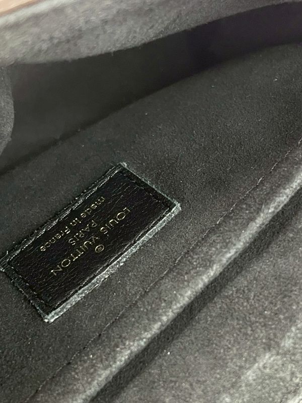 【85成新】LV LOCKY BB 