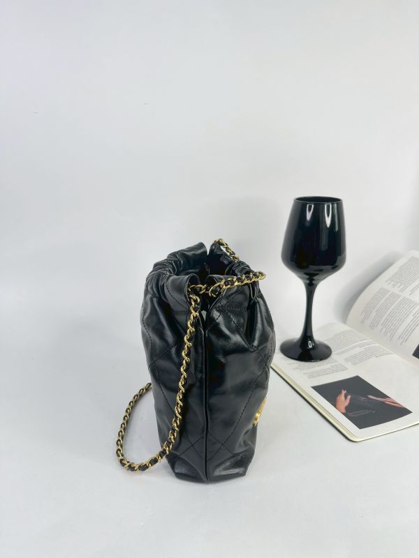 【95成新】CHANEL 22 迷你束口包 