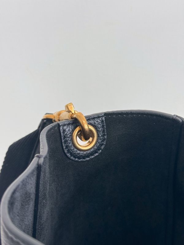 【分期0利率】CELINE Sangle Bucket 牛皮水桶包【95成新】 