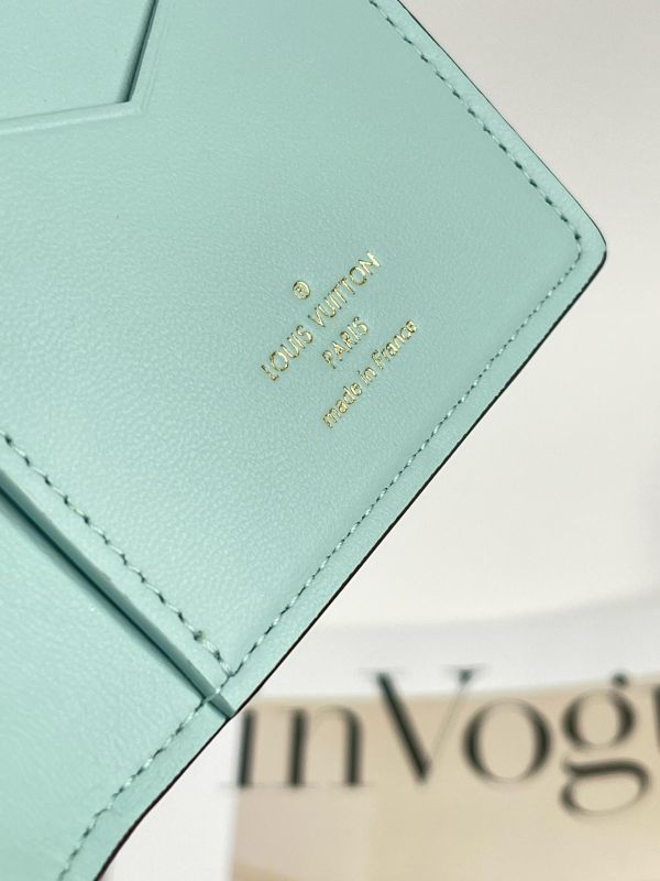 【99成新】LV 直式錢包 