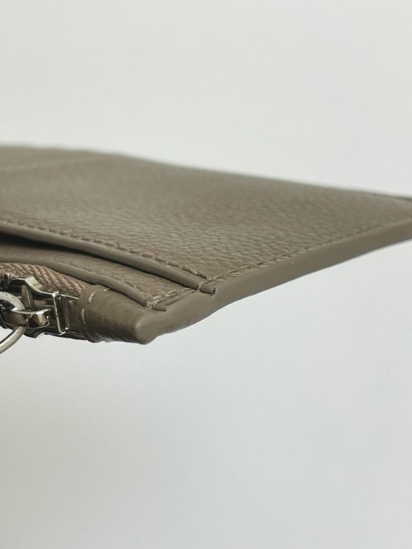【未使用閒置品】BALENCIAGA 一字拉鍊零錢卡包 