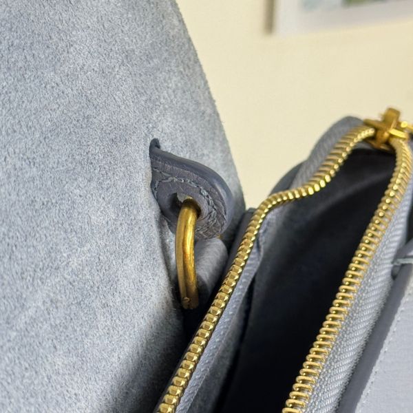 【12期0利率】CELINE 小牛皮BLET手袋鯰魚包NANO【9成新】 