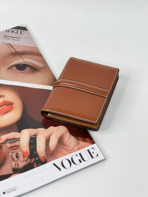 【未使用閒置品】CELINE 16翻蓋卡包 