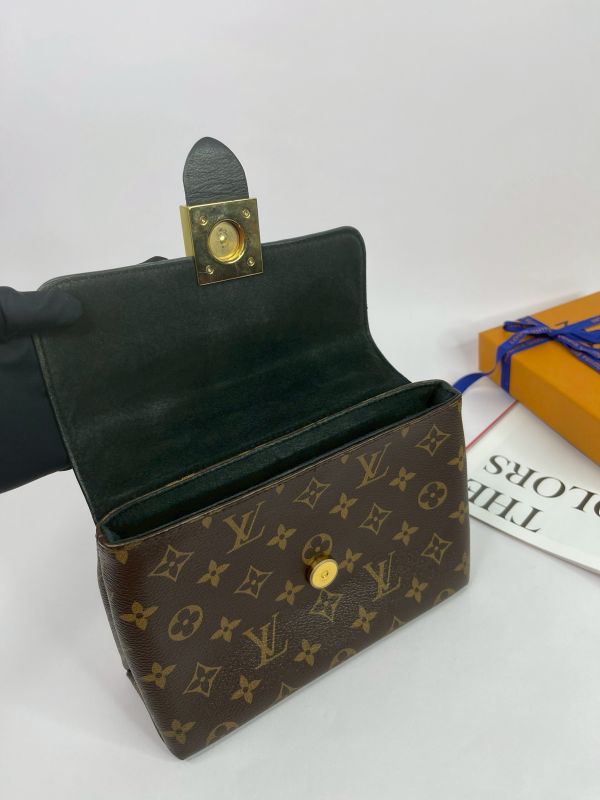 【85成新】LV LOCKY BB 