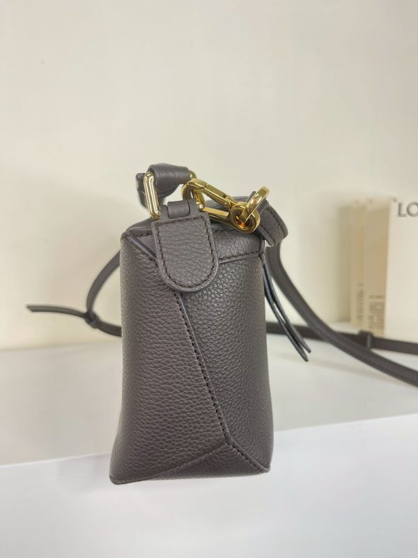 【分期0利率】LOEWE MINI  PUZZLE 深灰色【未使用閒置品】 