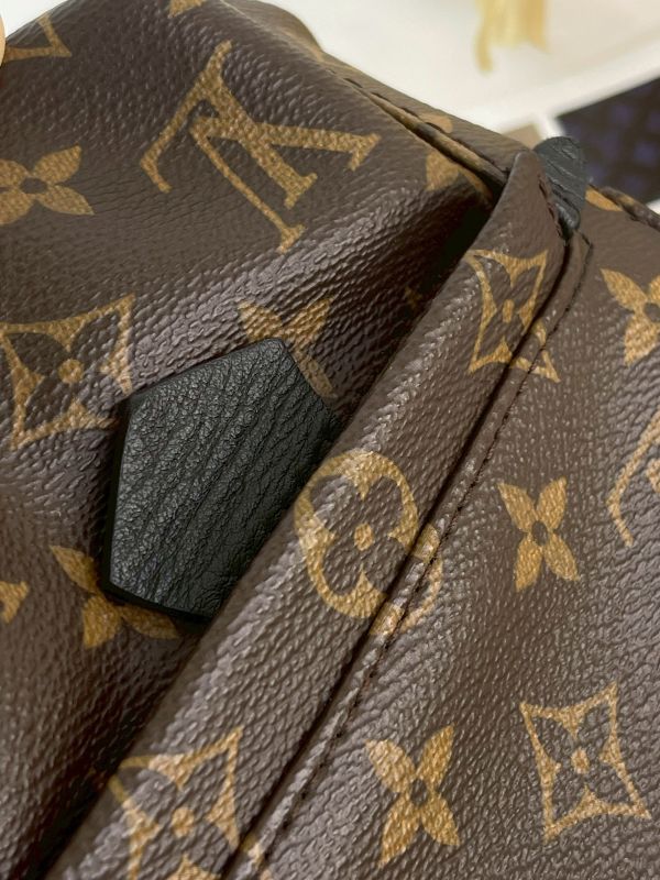【分期0利率】LV Palm Springs Mini 【95成新】 