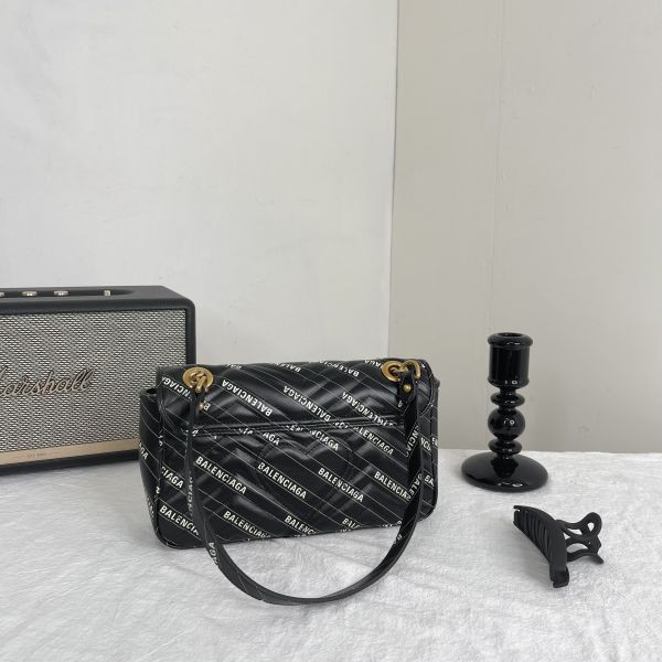 【分期0利率】GUCCI Marmont 巴黎世家聯名款26CM 肩背包【未使用閒置品】 