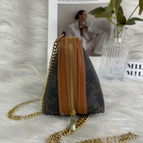 【9.5成新】【12期0利率】celine 