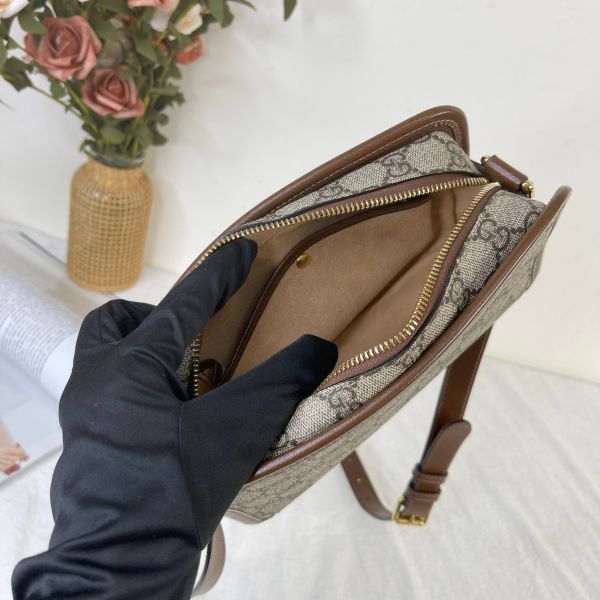 【12期0利率】GUCCI  Retro GG Supreme 斜背方包【95成新】 