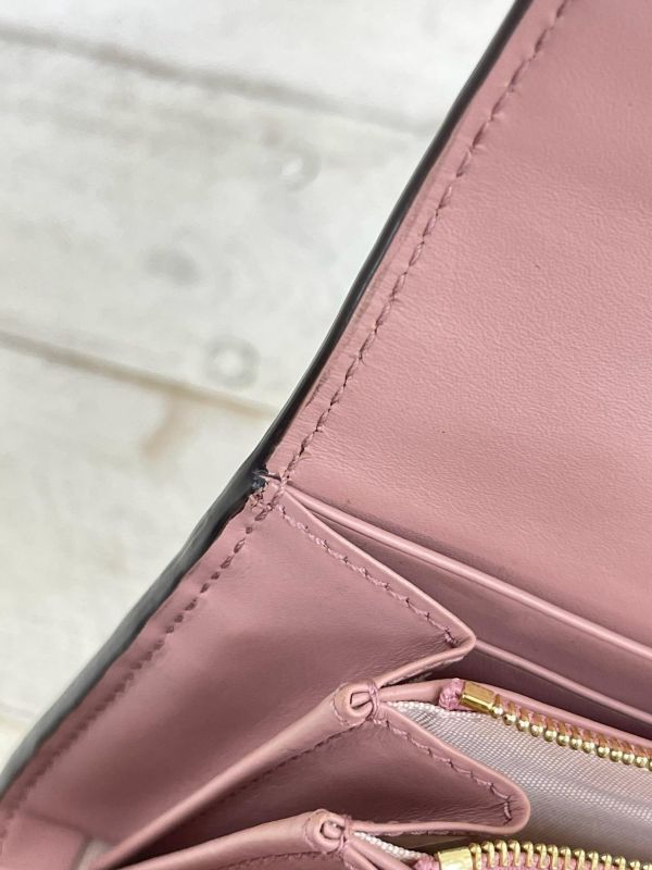 【9成新】GUCCI GG壓紋信封長夾 