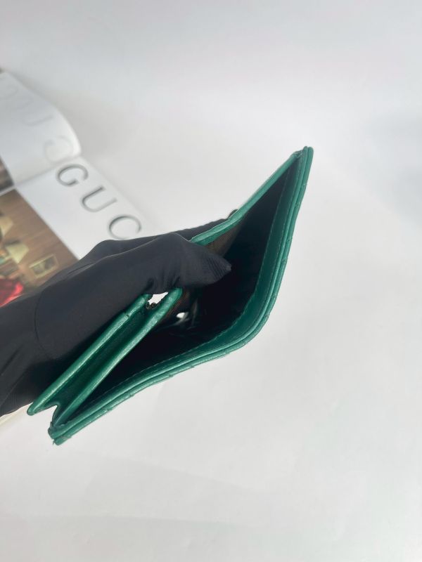 【9成新】GUCCI Marmont 愛心兩摺拉鍊零錢袋短夾 