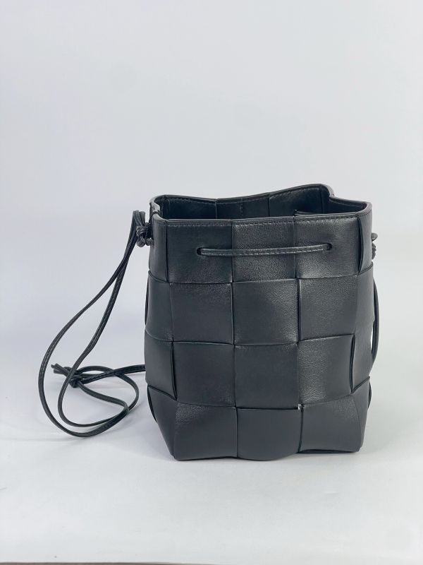 【95成新】BV CASSETTE 大編織水桶包 小號 