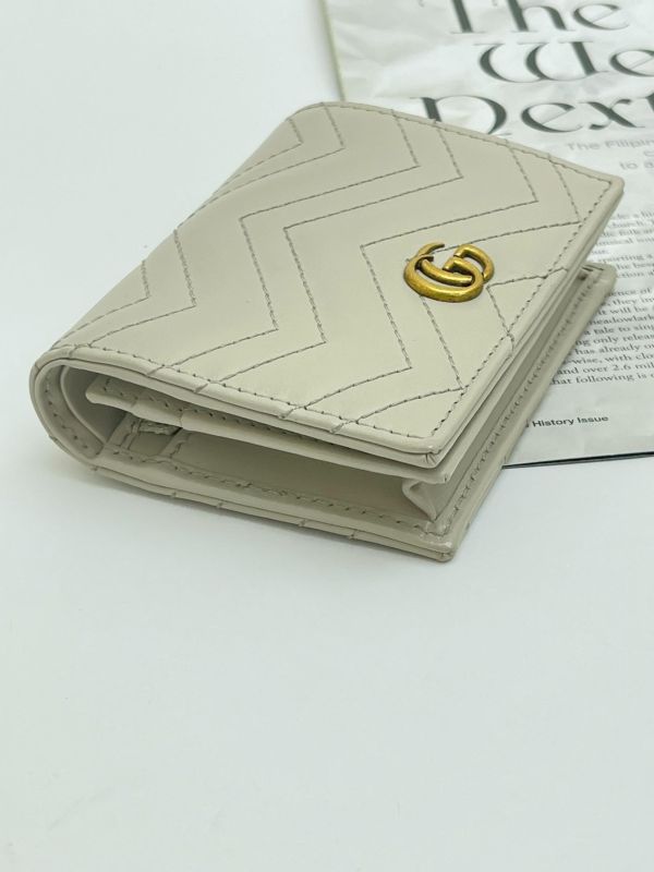 【99成新】GUCCI Marmont 愛心兩摺拉鍊零錢袋短夾 