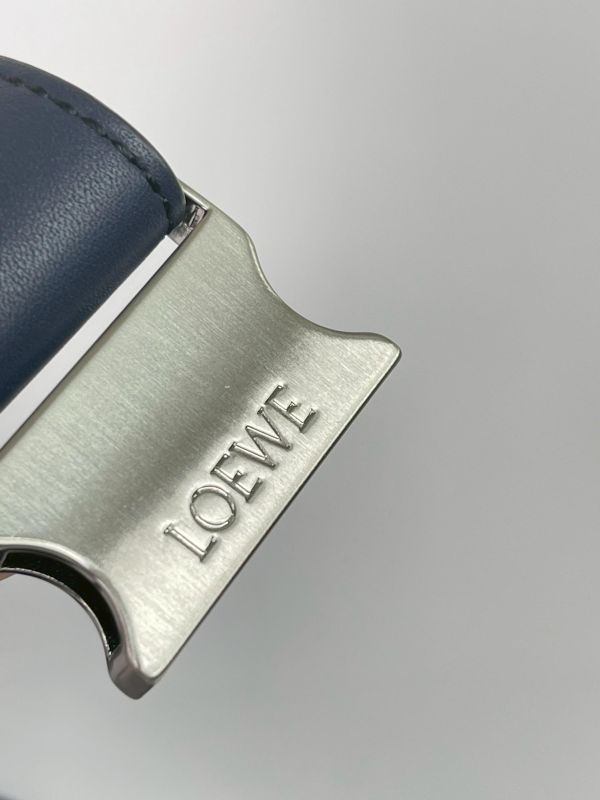 【95成新】LOEWE 小牛皮PUZZLE EDGE腰包小號 