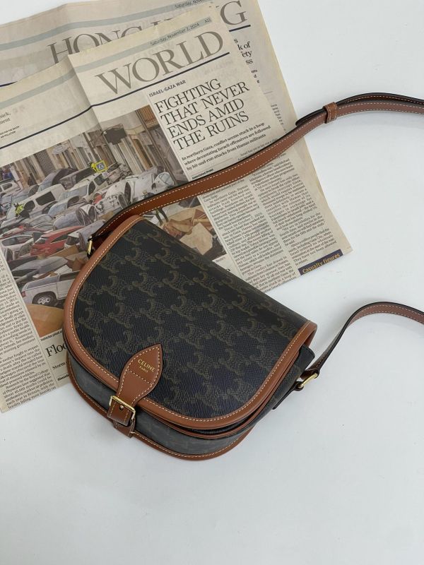 【95成新】CELINE Triomphe帆布中型Folco手袋 