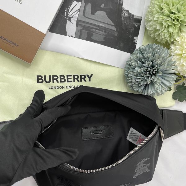 【12期0利率】【全新品】BURBERRY EKD戰馬印花尼龍腰包【現金價】 