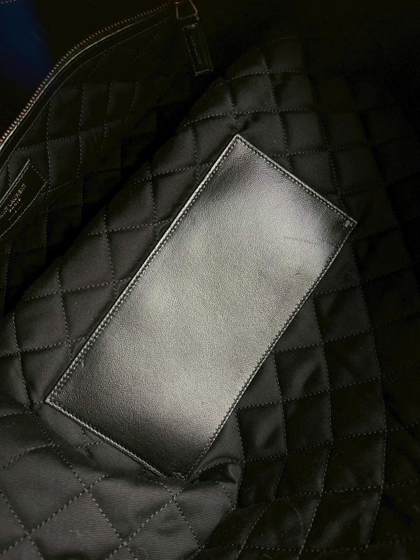 【99成新】YSL GIANT 绗縫牛皮旅行袋 