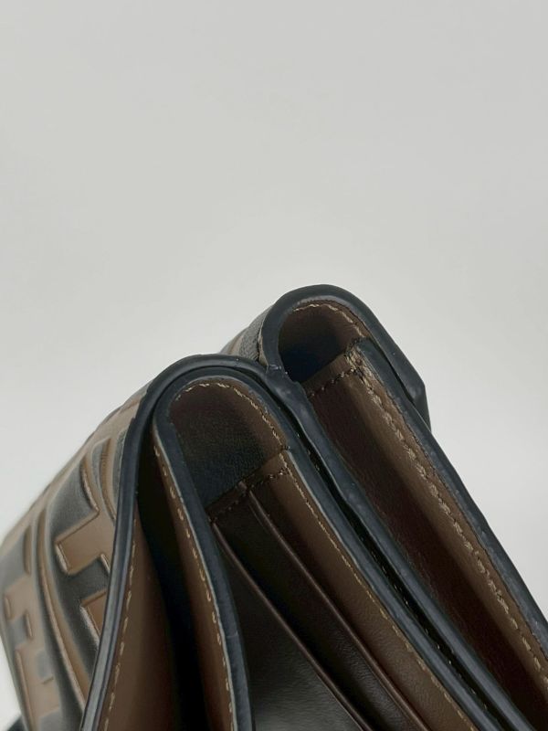 【未使用閒置品】FENDI FF Diamonds 雙層三折短夾 