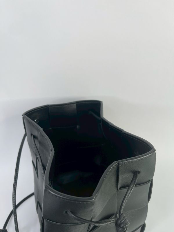 【95成新】BV CASSETTE 大編織水桶包 小號 