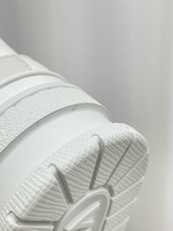 【全新品】LV Trainer 運動鞋 