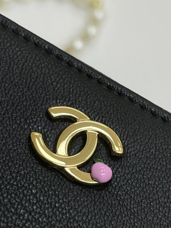 【全新品】CHANEL 26A 蘋果琺瑯拉鍊長夾 