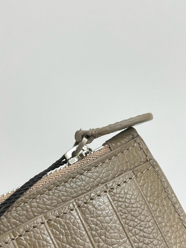 【未使用閒置品】BALENCIAGA 一字拉鍊零錢卡包 