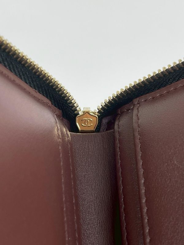 【全新品】CHANEL 魚子醬拉鍊對開短夾 