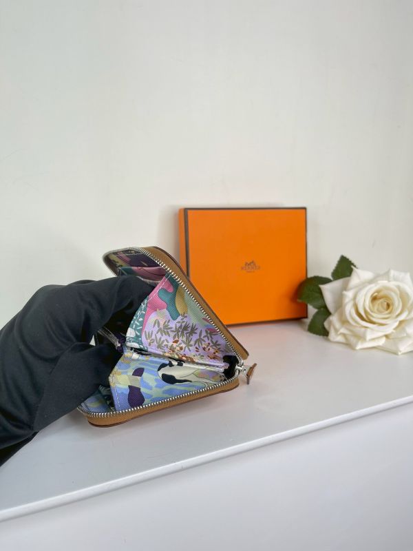 【分期0利率】HERMES 絲巾短夾 金棕色【未使用閒置品】