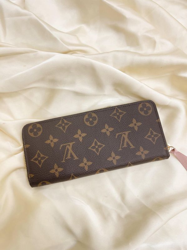 【95成新】 LV Clémence  長夾 粉 