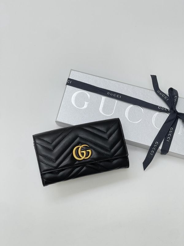 【9成新】GUCCI 馬夢牛皮扣式長夾 